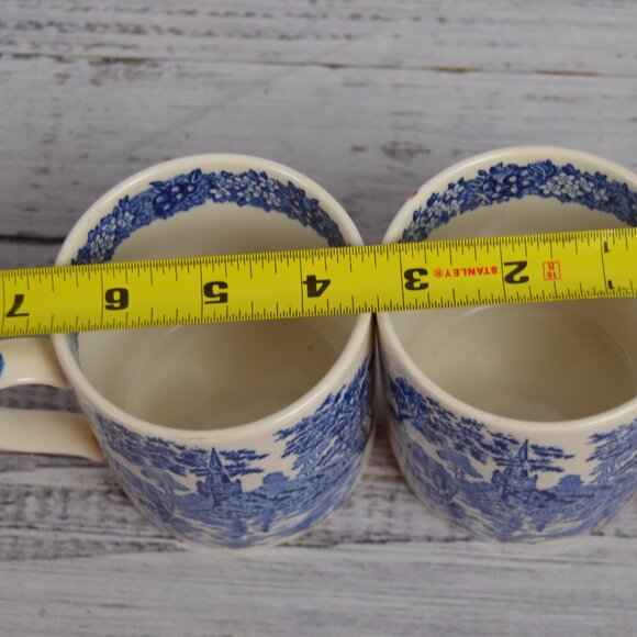 Wedgwood Romantic England Holy Trinity Church Stratford-on-Avon Mug Set READ - Picture 10 of 16